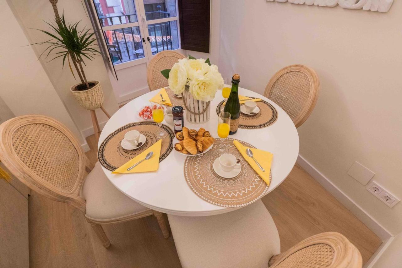 Bilbao Chic Barrena Old Town Appartement Buitenkant foto